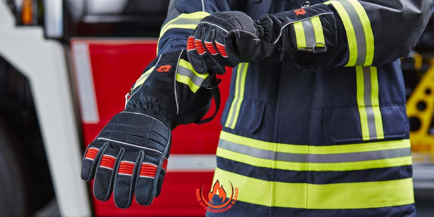 دستکش آتشنشانی یکی از مهمترین تحهیزات محافظت فردی